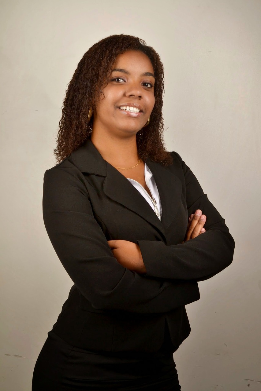 woman, black, businesswoman-868518.jpg